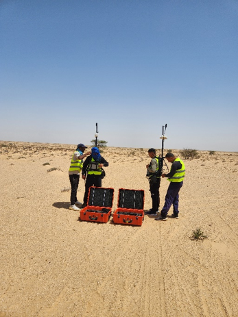 PROGREM operator carrying out a ground magnetic survey