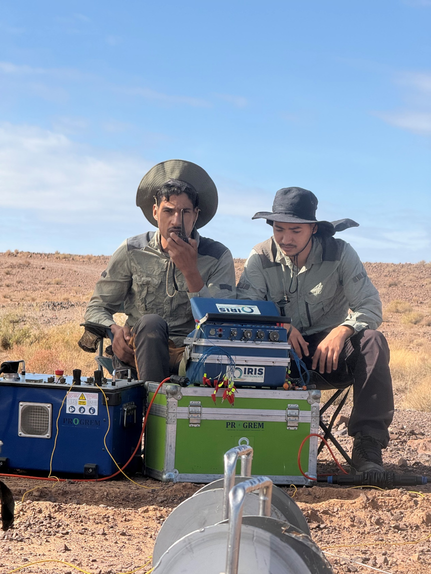 Setting up a resistivity and induced polarization array