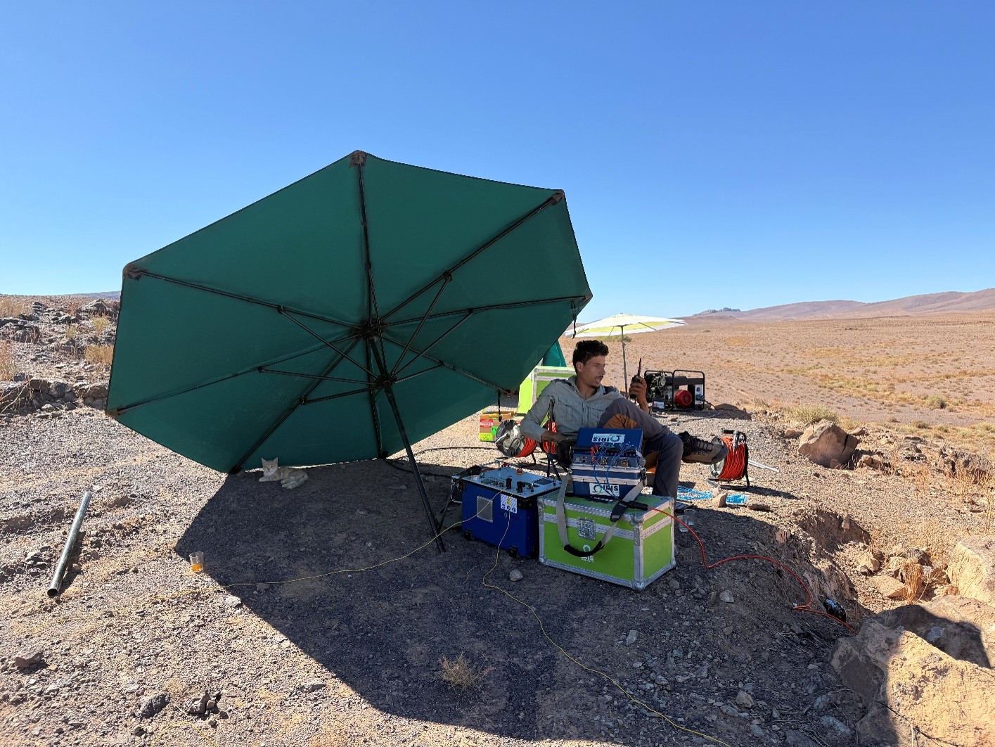 PROGREM field base set up for a geophysical survey